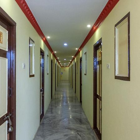 Oyo Flagship 24898 Senthur Murugan Residency Tambaram Exterior foto